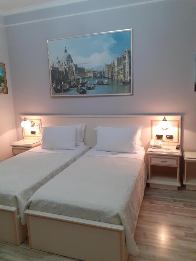 Hotel Guri Elbasan Eksteriør billede