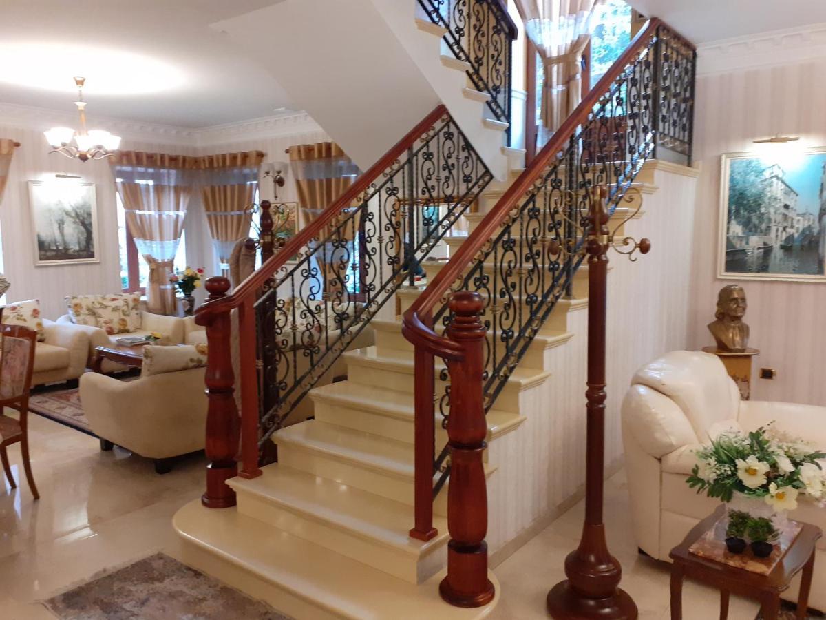 Hotel Guri Elbasan Eksteriør billede