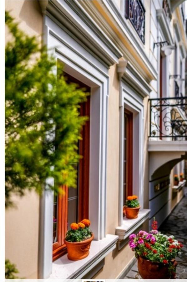 Hotel Guri Elbasan Eksteriør billede