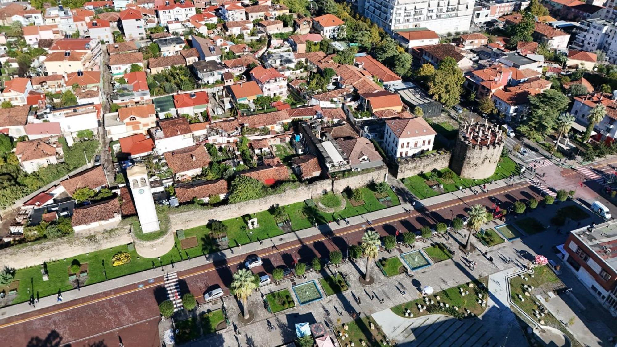 Hotel Guri Elbasan Eksteriør billede